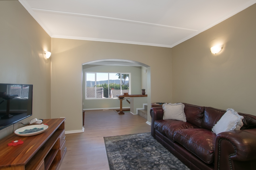3 Bedroom Property for Sale in Costa Sarda Western Cape